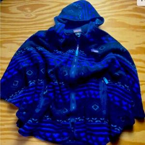 Patagonia Synchilla Fleece Blue Aztec Poncho Hooded Full Zip Size XS/S Rare
